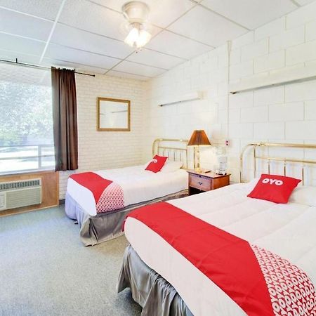 Oyo Hotel Drumright I-44 Ok Bagian luar foto