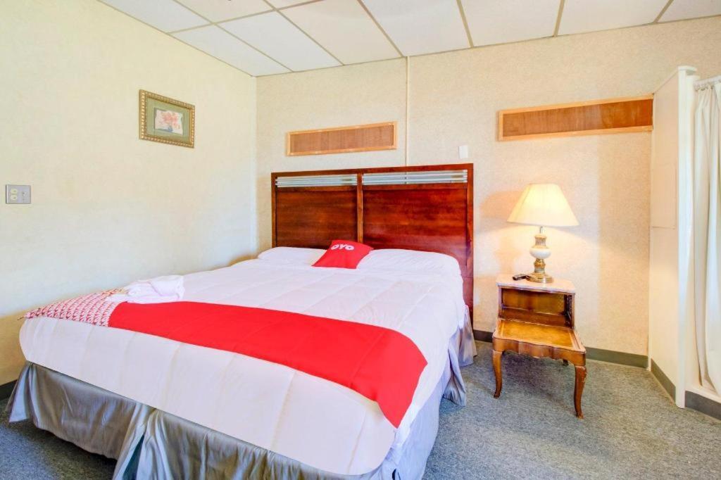 Oyo Hotel Drumright I-44 Ok Bagian luar foto