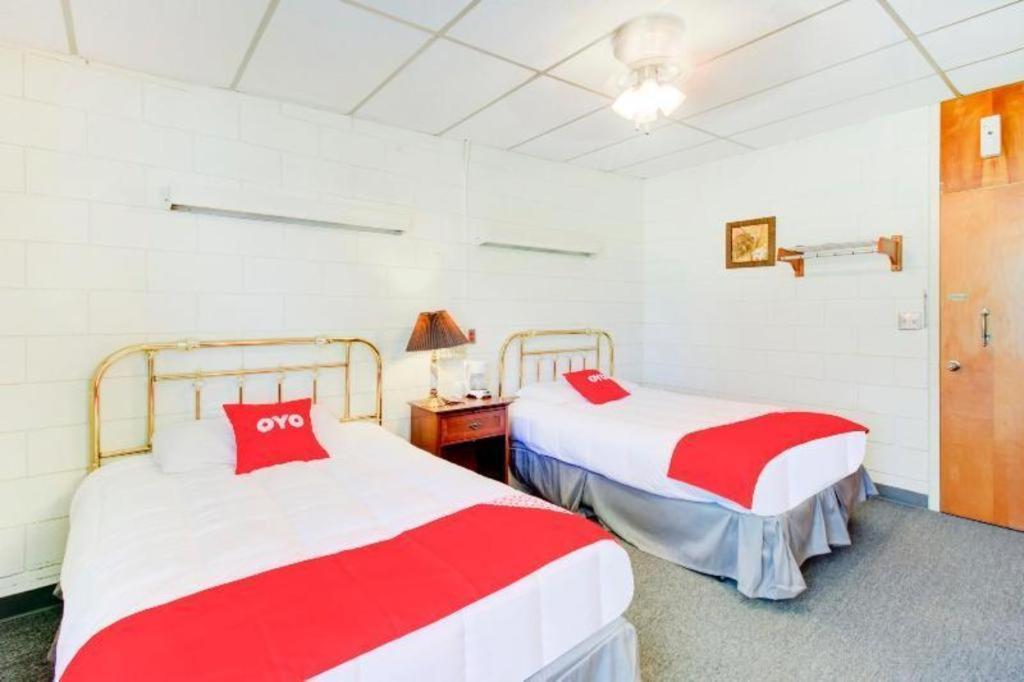 Oyo Hotel Drumright I-44 Ok Bagian luar foto